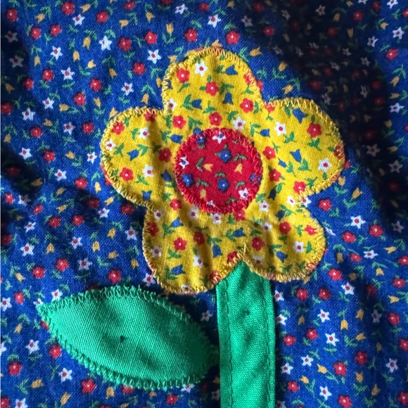 🌷 Vintage Early 80s Nannette Girl's Floral Outfit - Crop Top, Shorts, Visor - Picture 3 of 13